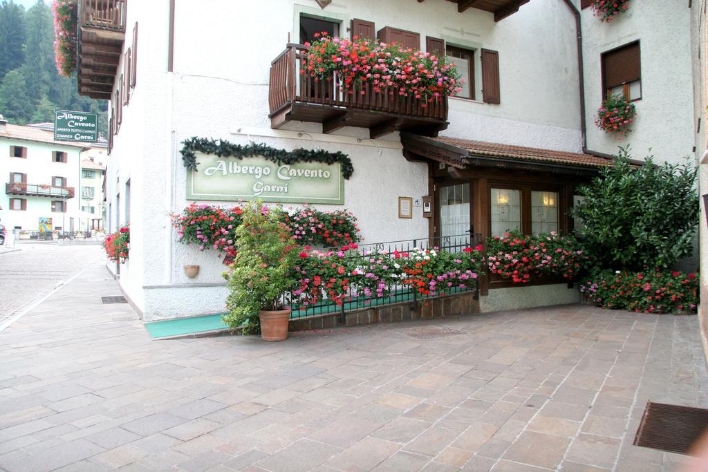 Albergo Garni Cavento 핀졸로 외부 사진