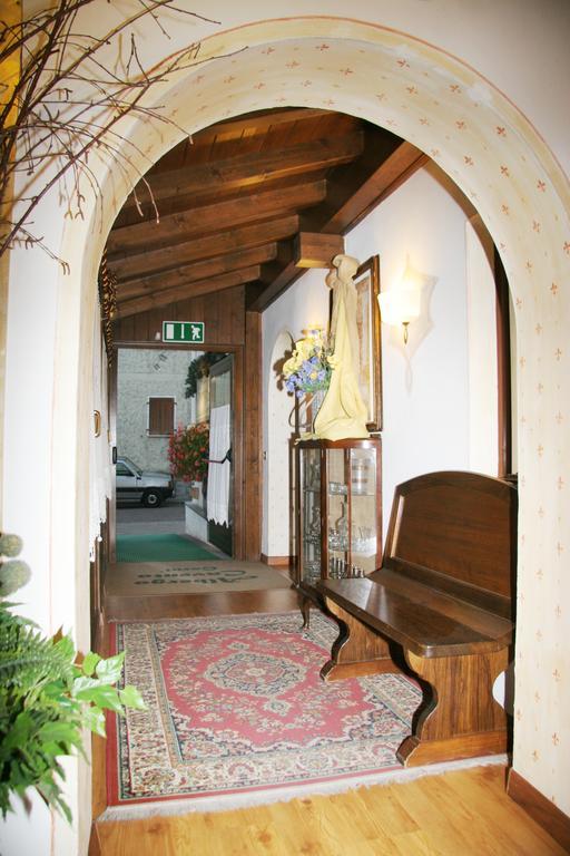 Albergo Garni Cavento 핀졸로 외부 사진