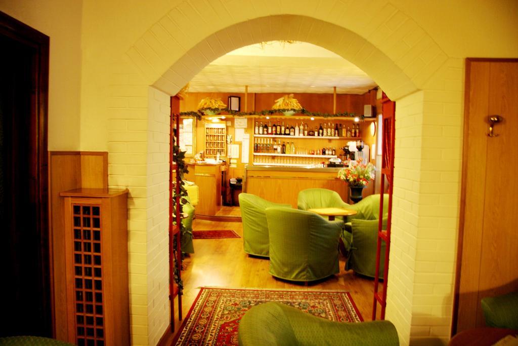 Albergo Garni Cavento 핀졸로 외부 사진