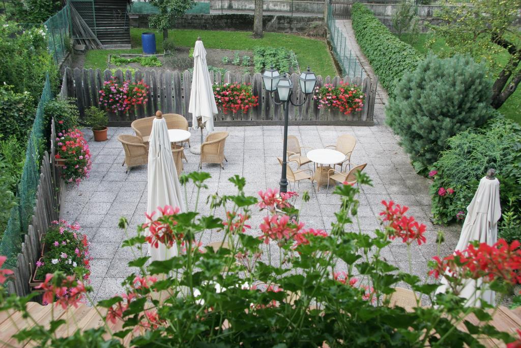 Albergo Garni Cavento 핀졸로 외부 사진